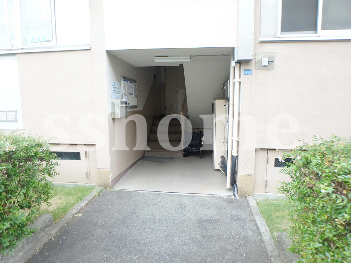 エントランス 建物入口☆ 写真13