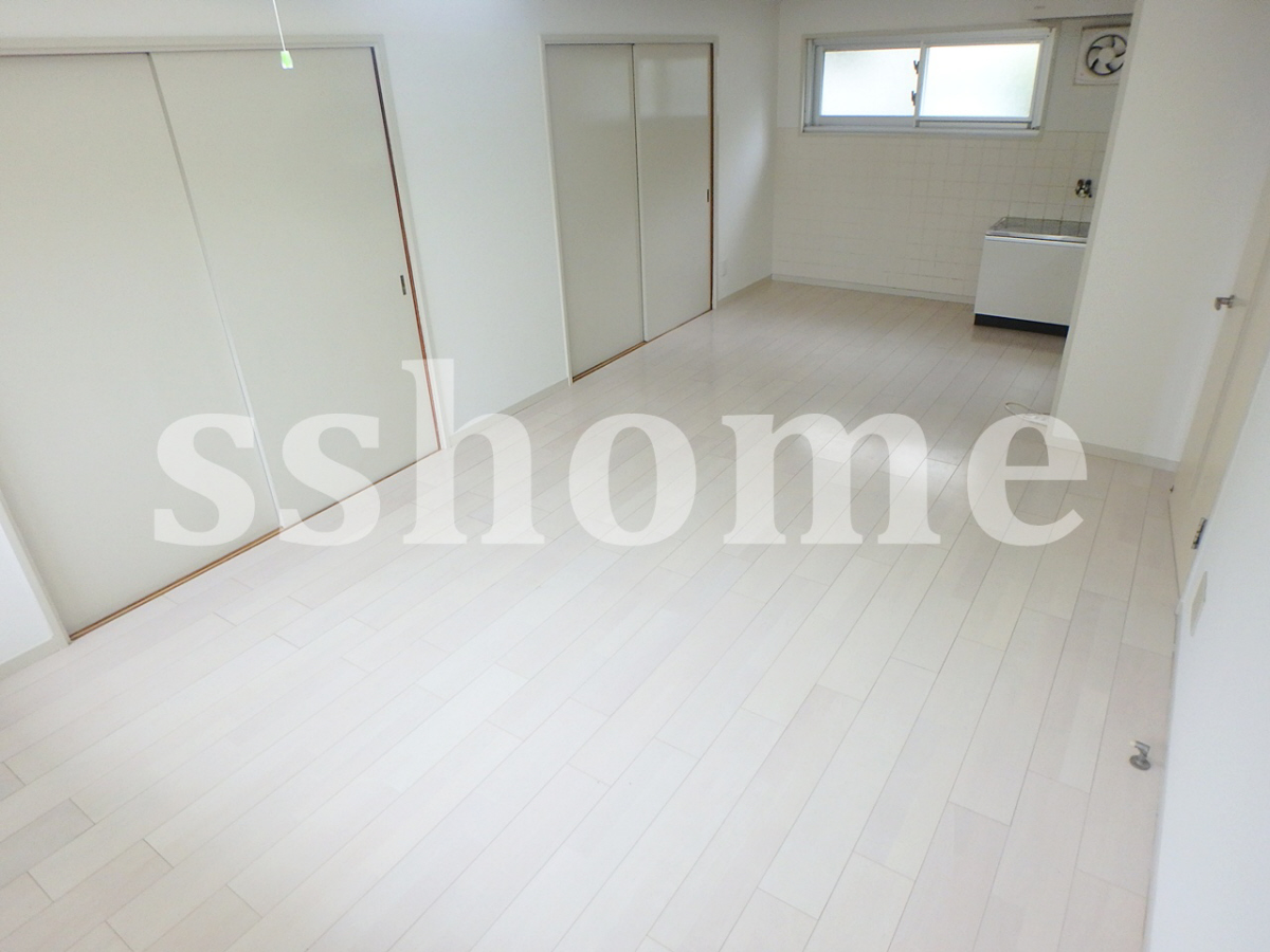 内装 きれいなフローリング☆ 写真14