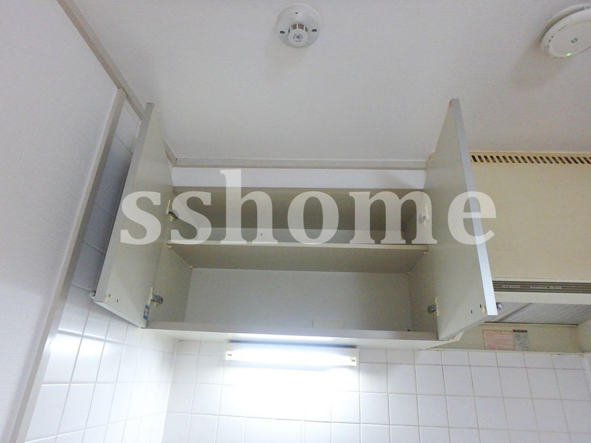 キッチン キッチン上部の吊戸棚☆ 写真18