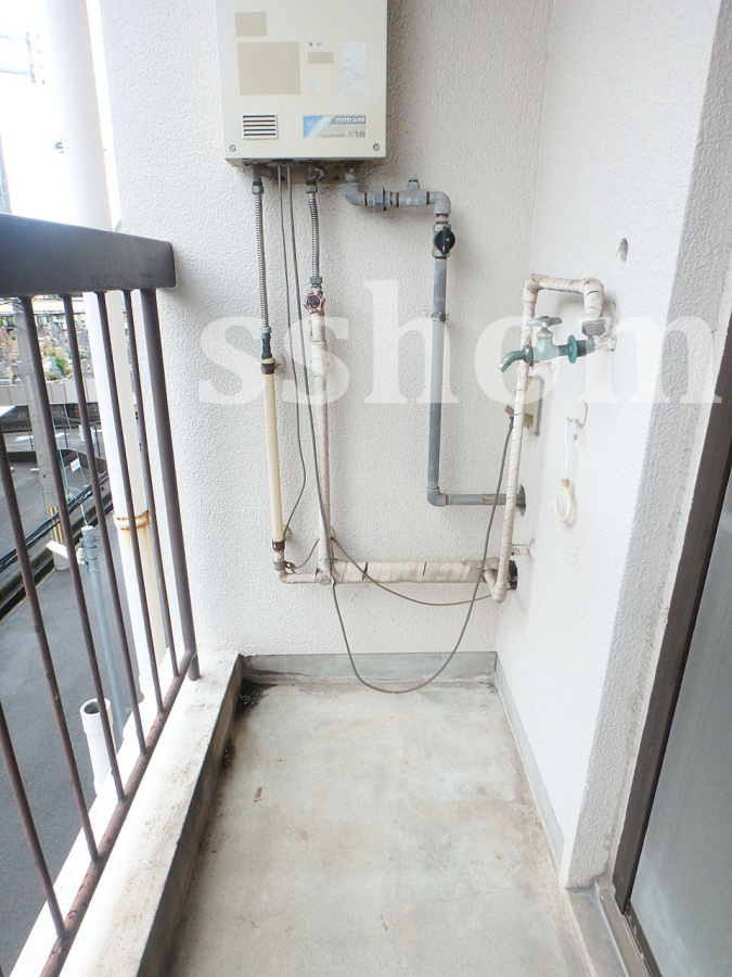 設備 洗濯機はこちらへ 写真16