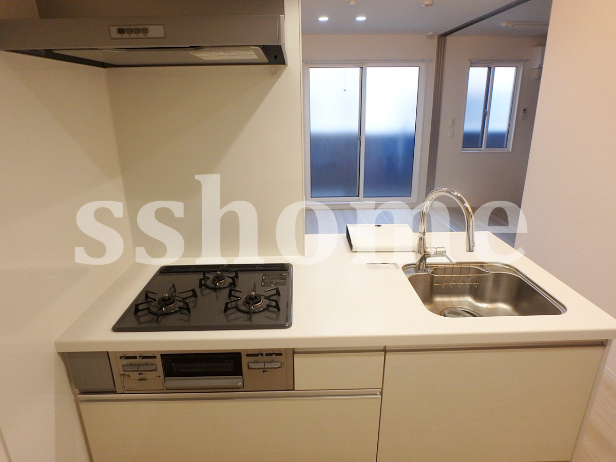 キッチン 3口ガスコンロ付きシステムキッチン☆ 写真3