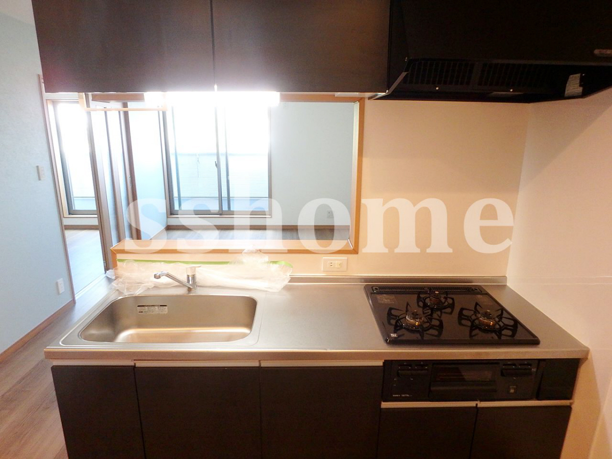 キッチン ガス3口システムキッチン☆ 写真3