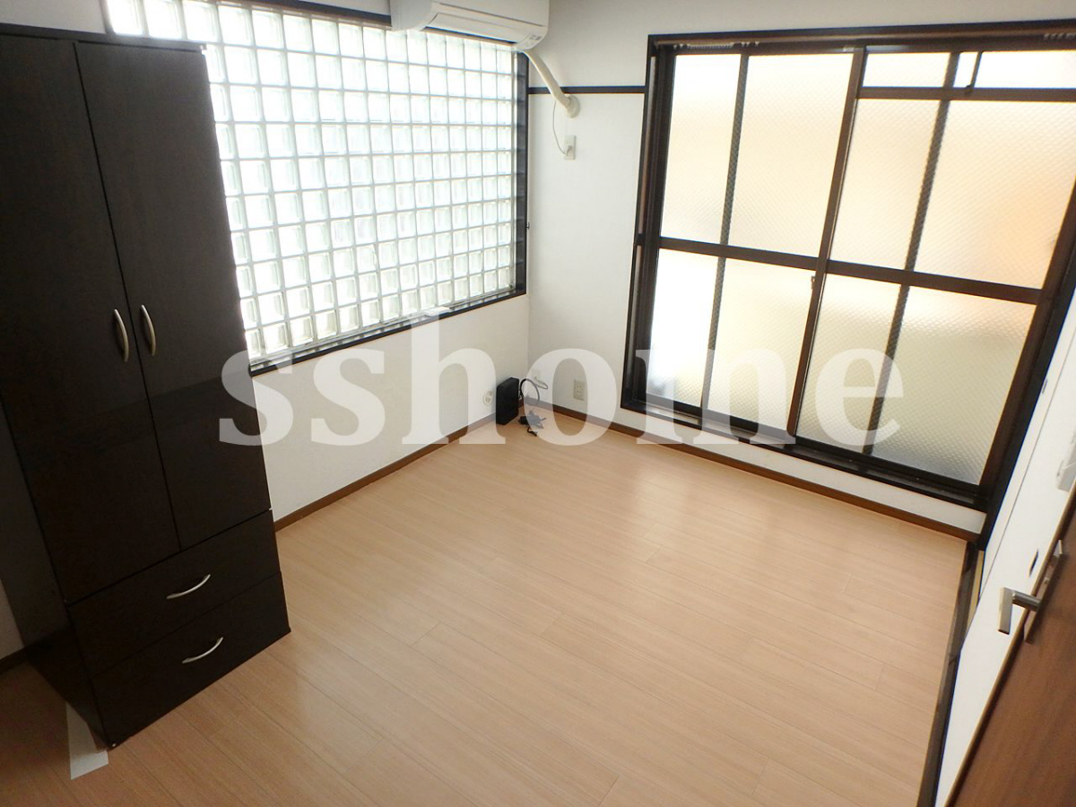 その他部屋・スペース 2面採光のお部屋です♪ 写真6