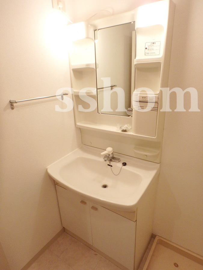 洗面所 独立洗面台☆ 写真9