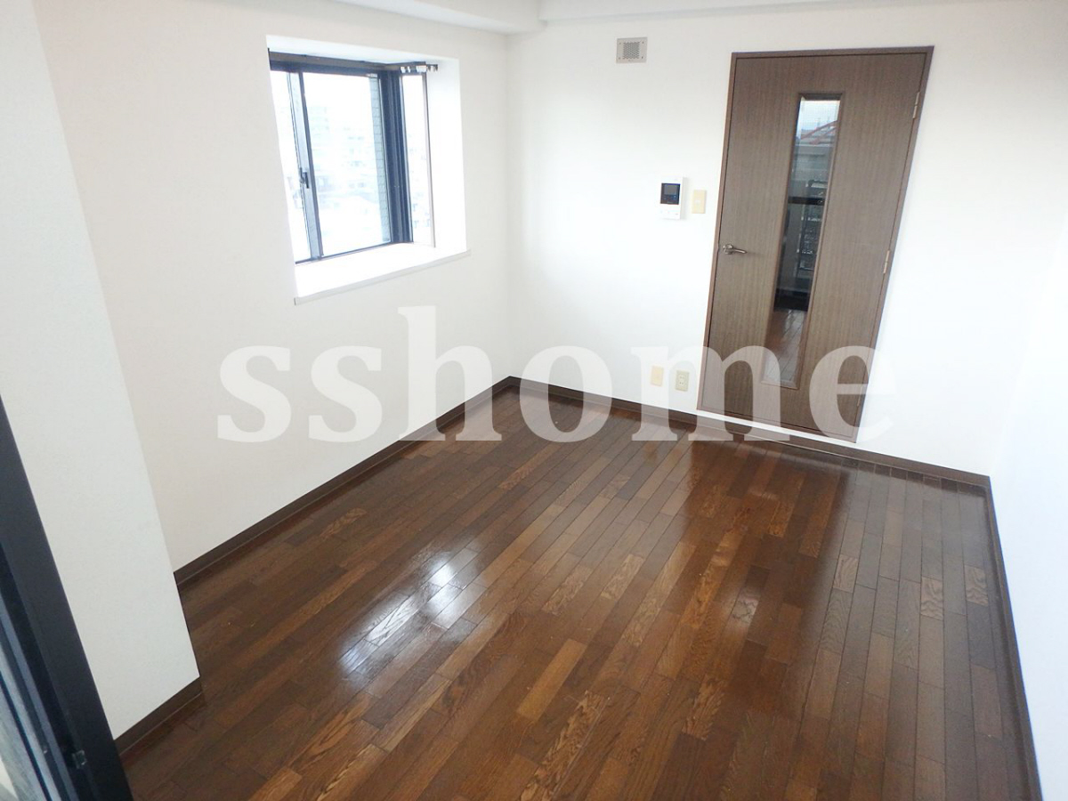 リビング 南向きで明るいお部屋です♪ 写真2