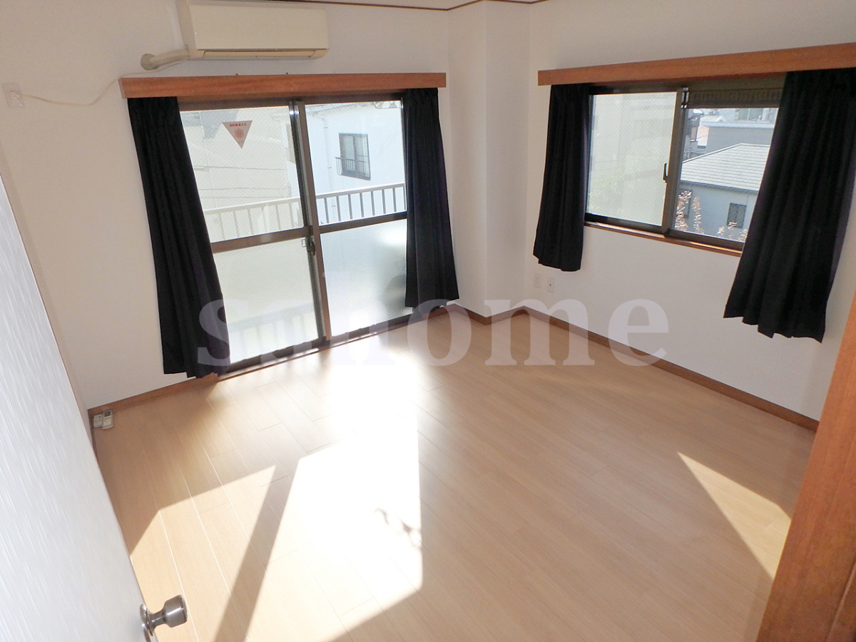 その他部屋・スペース 2面採光洋室8帖☆ 写真6