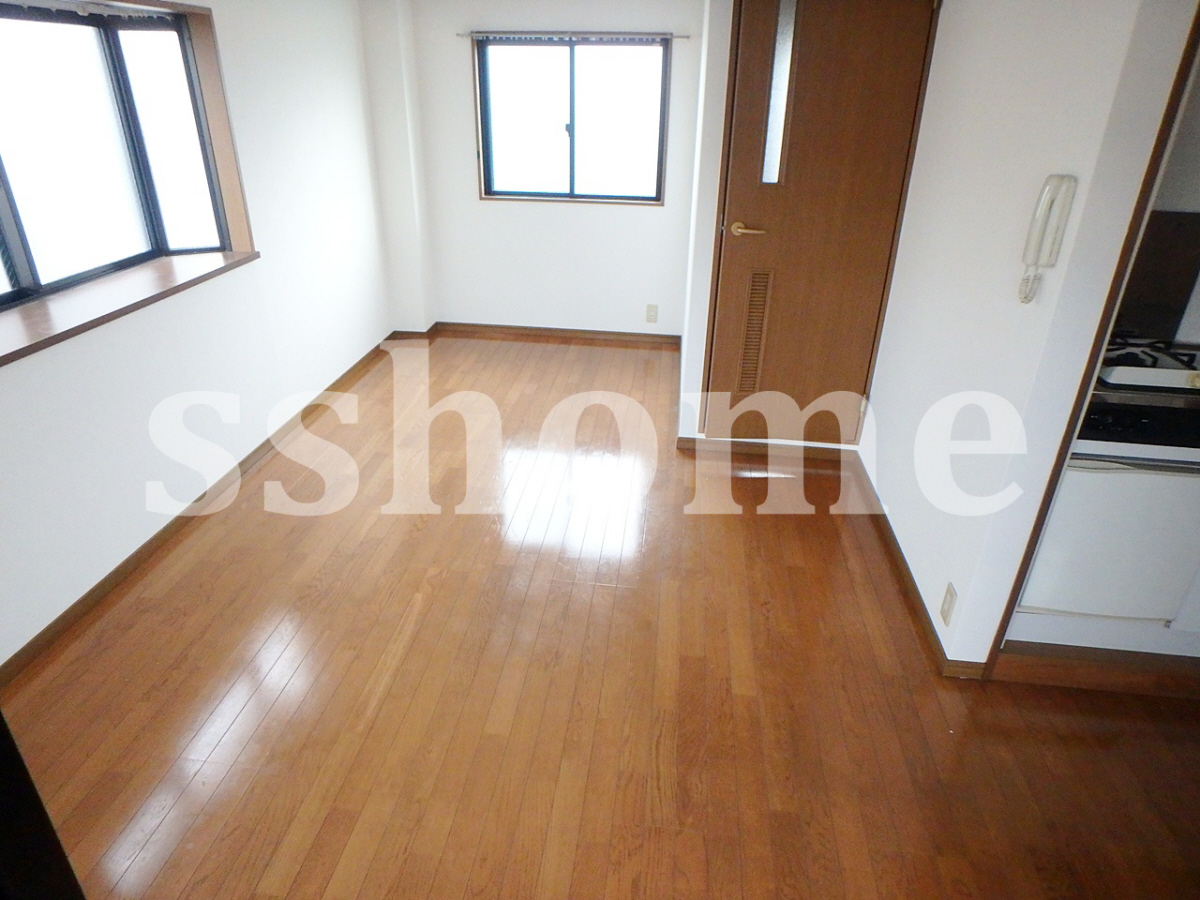 内装 フローリング☆ 写真14