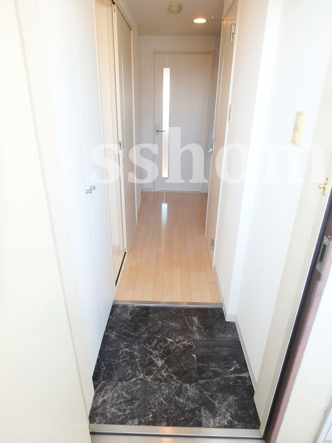 玄関 段差小さく入りやすい☆ 写真12