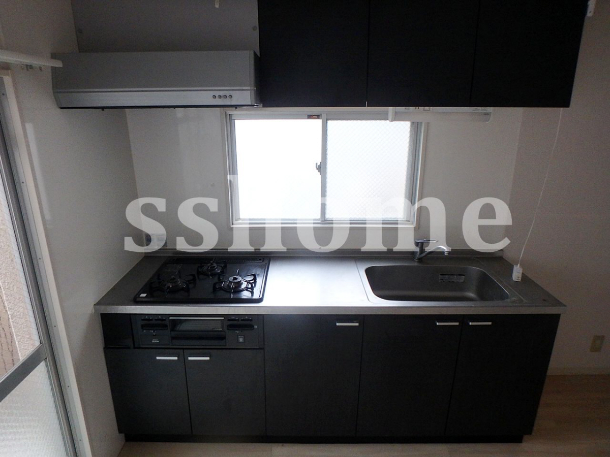 キッチン 3口コンロのシステムキッチン☆ 写真3