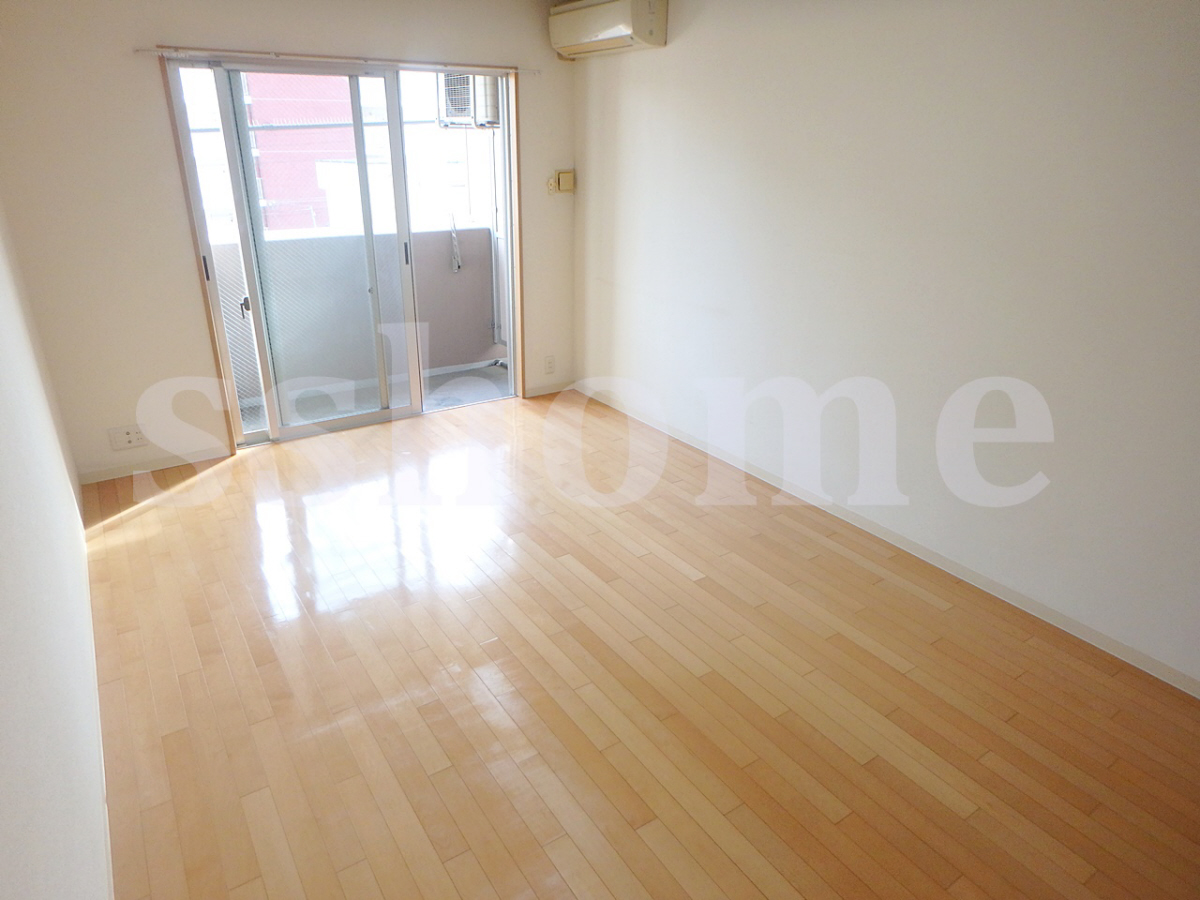 内装 フローリング☆ 写真14