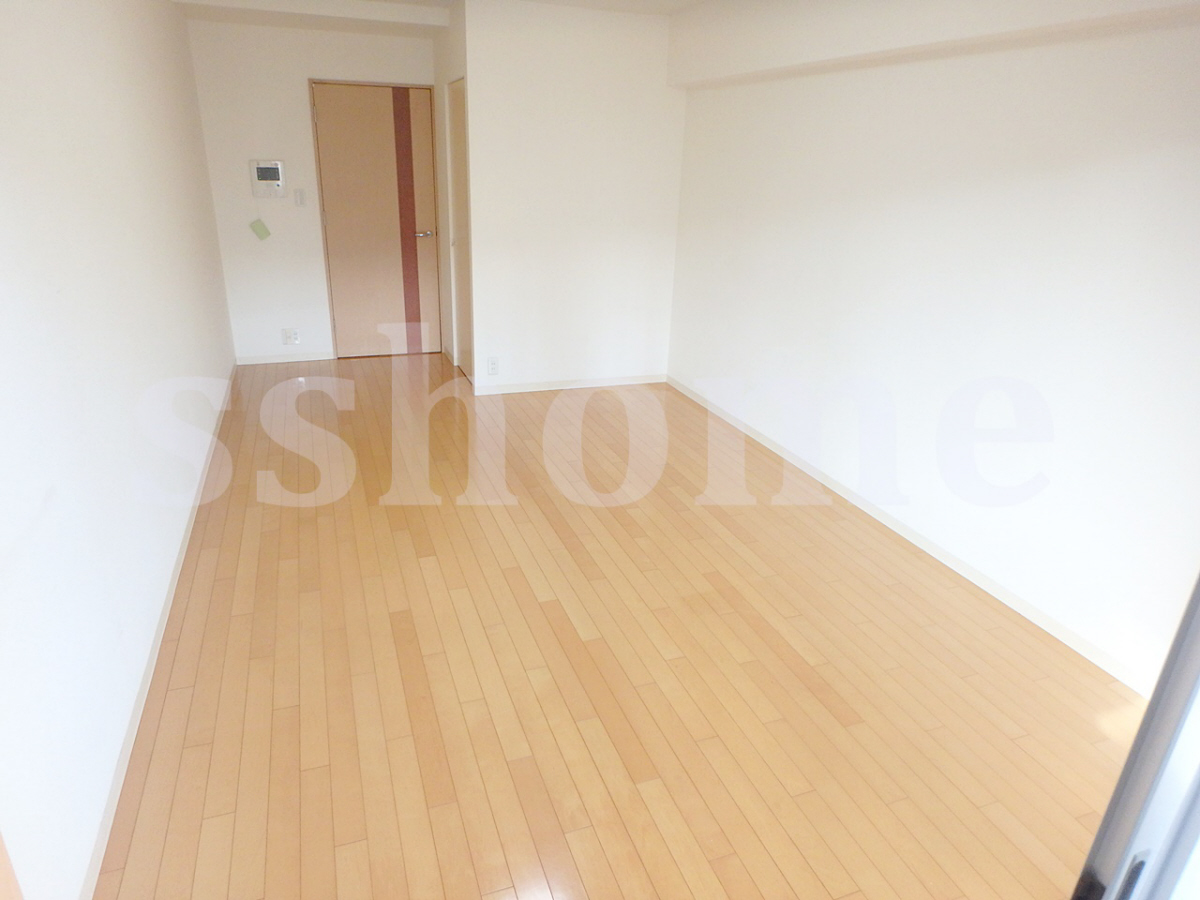 寝室 広々とした室内です☆ 写真15