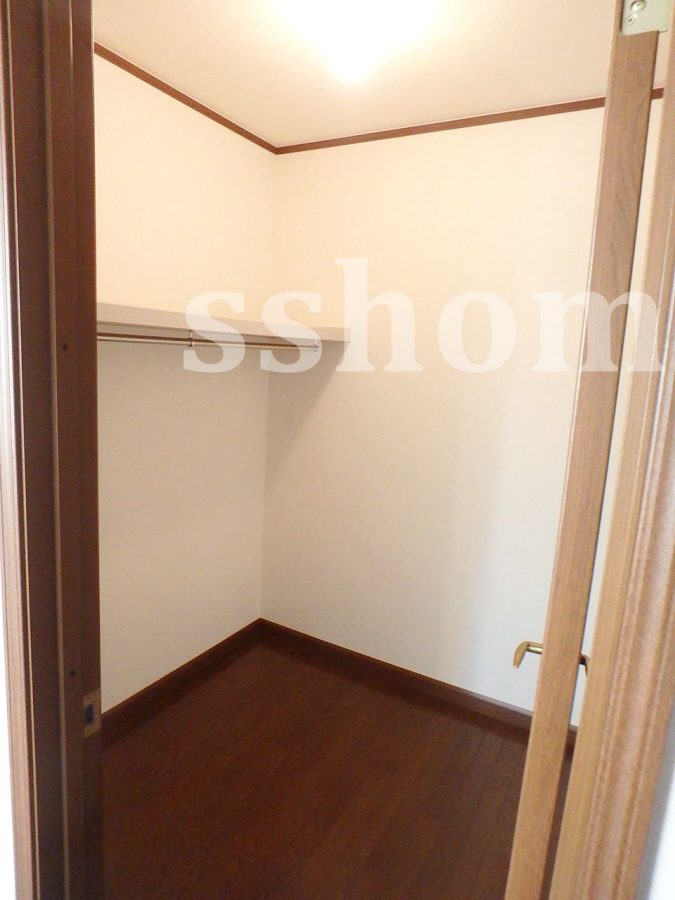 収納 ウォークインクローゼット☆ 写真5