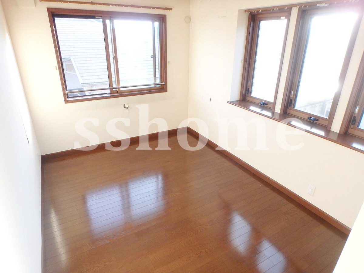 その他部屋・スペース 2面採光の洋室6.5帖☆ 写真6