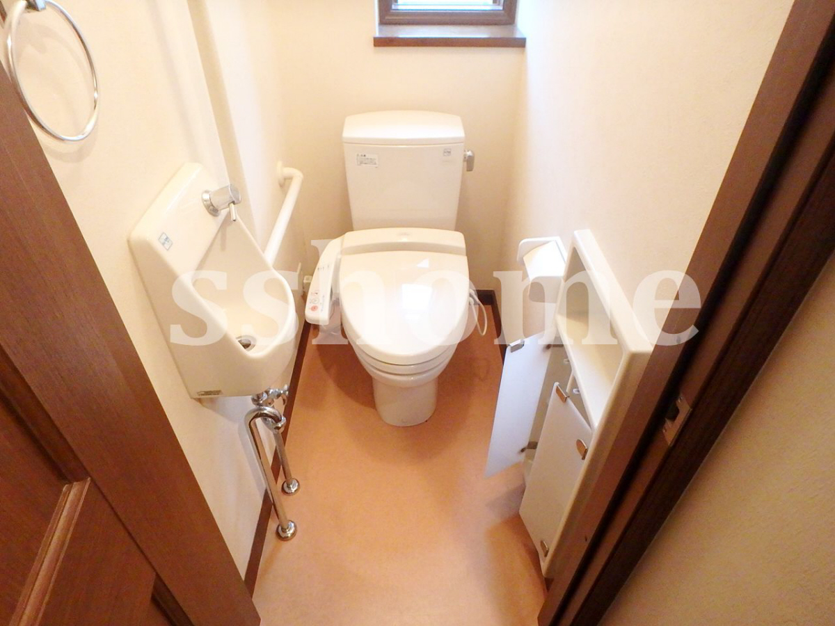 トイレ トイレ1階☆2階にもトイレあり 写真8