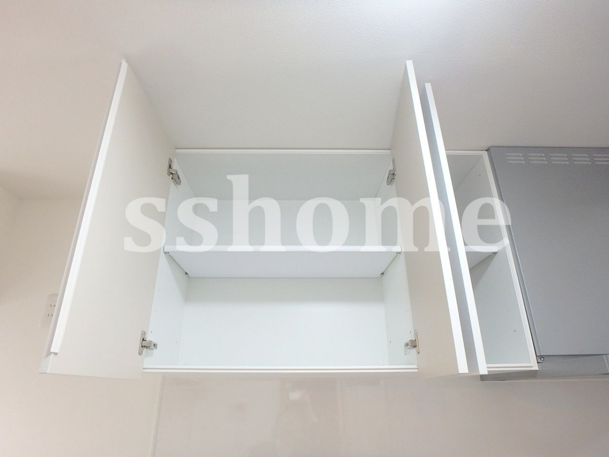 キッチン キッチン上部の吊戸棚☆ 写真17