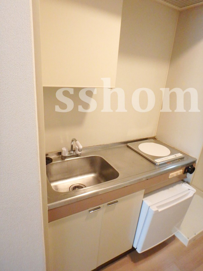 キッチン IHコンロ付きのミニキッチン♪ 写真3