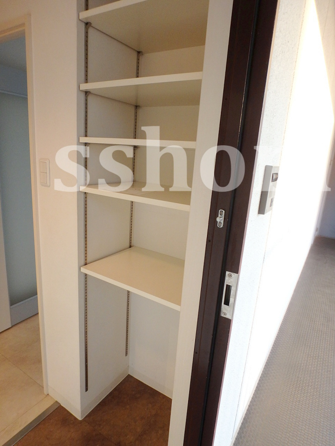 収納 シューズはこちらへ☆ 写真16