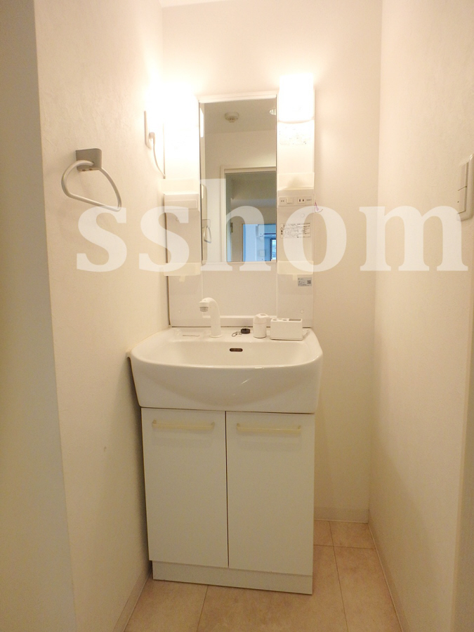 洗面所 シャンプードレッサー☆ 写真9