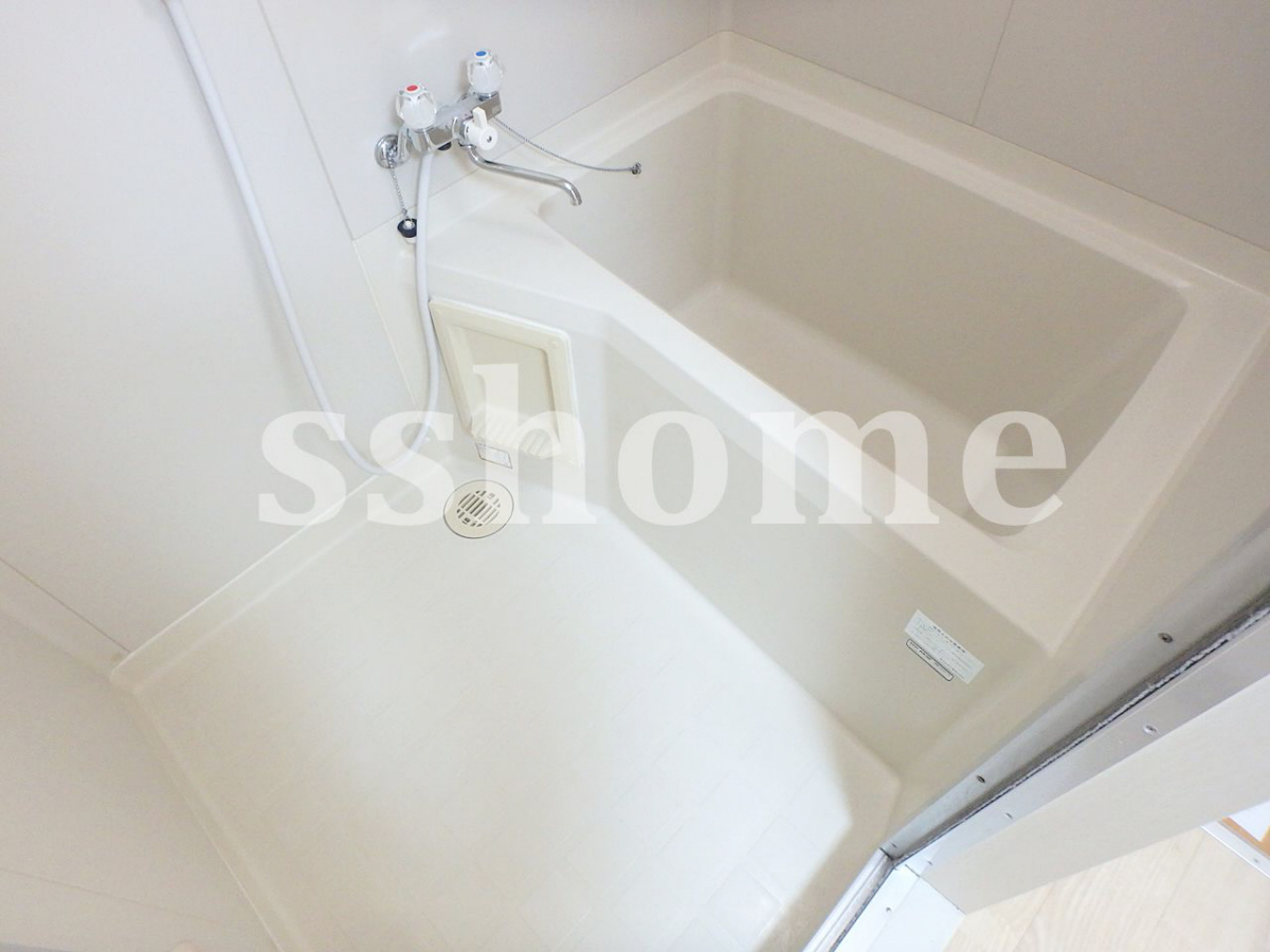 バス 3点セパレートは広々使えます☆ 写真4