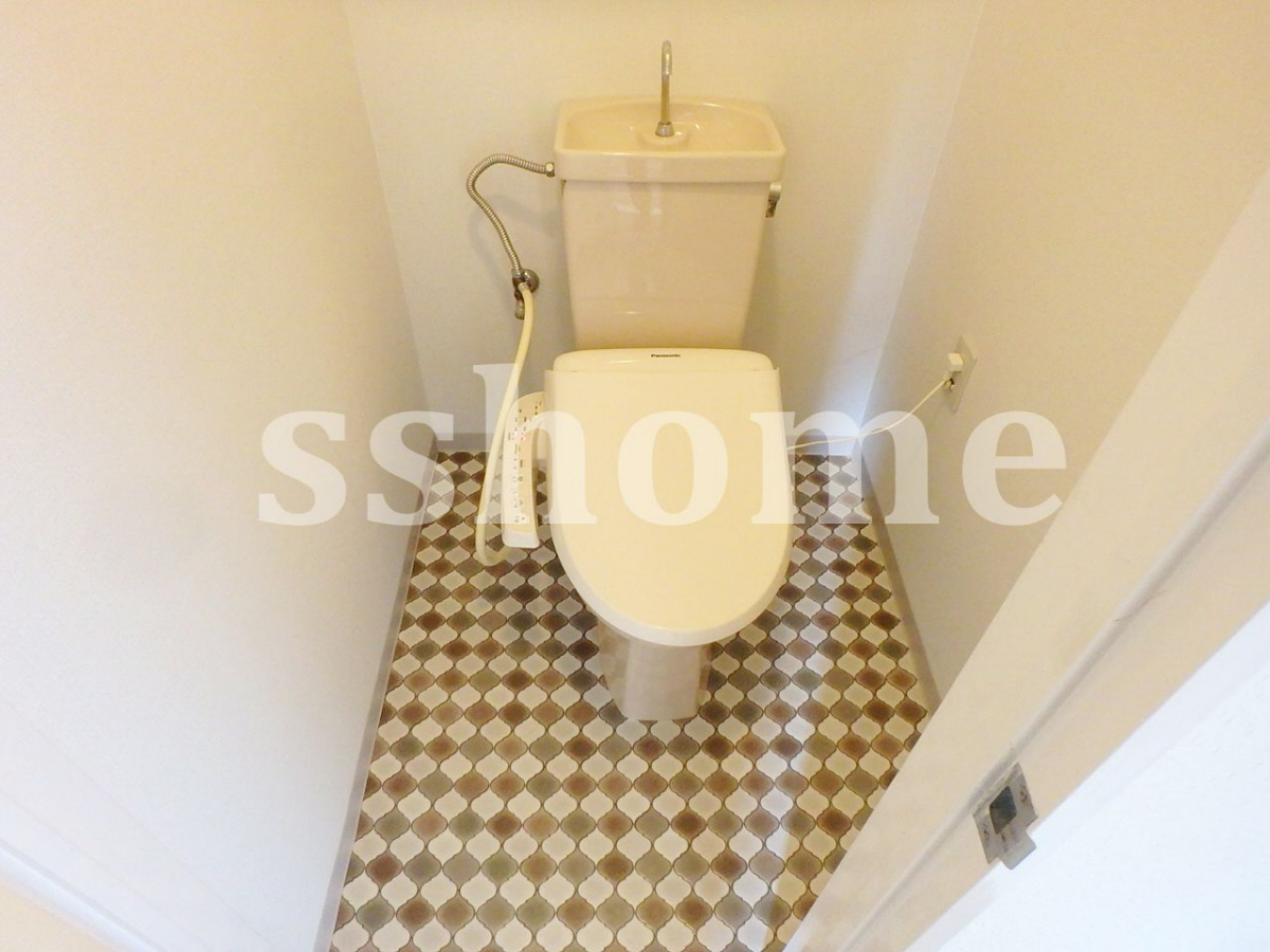 トイレ 温水洗浄便座☆ 写真8