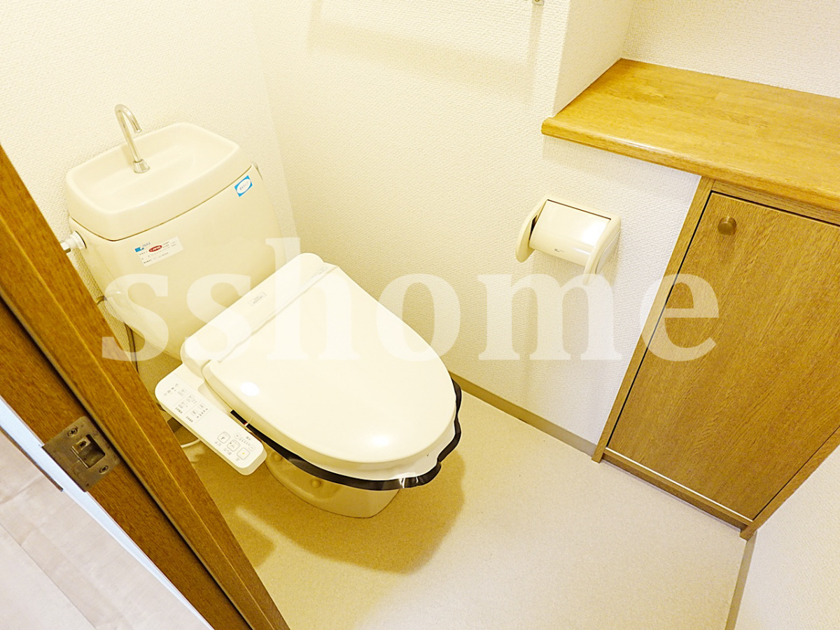 トイレ 温水洗浄機能付きトイレ 写真8