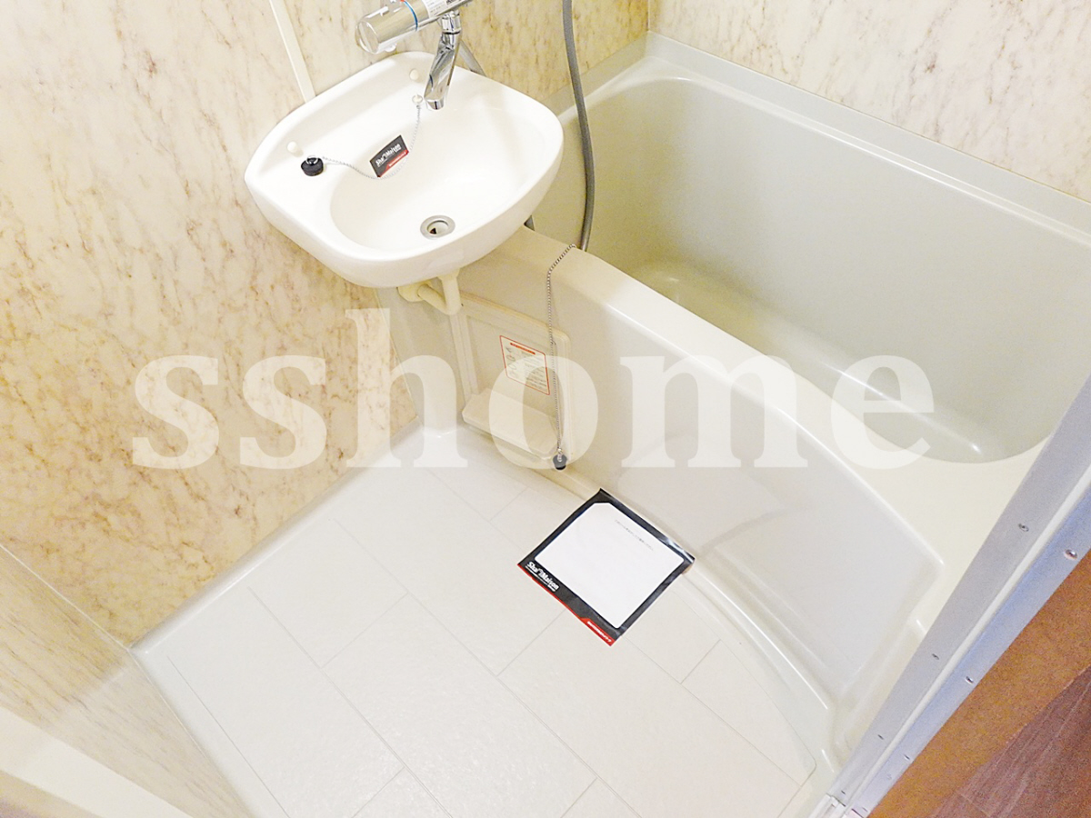 バス ゆったり入れるバスルーム 写真4