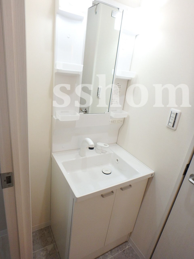 洗面所 シャンプードレッサー☆ 写真9