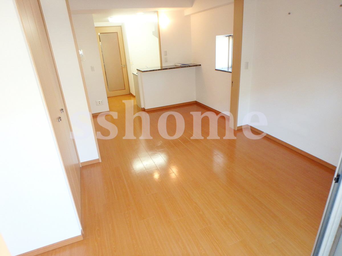 リビング 南向きの室内です☆ 写真2