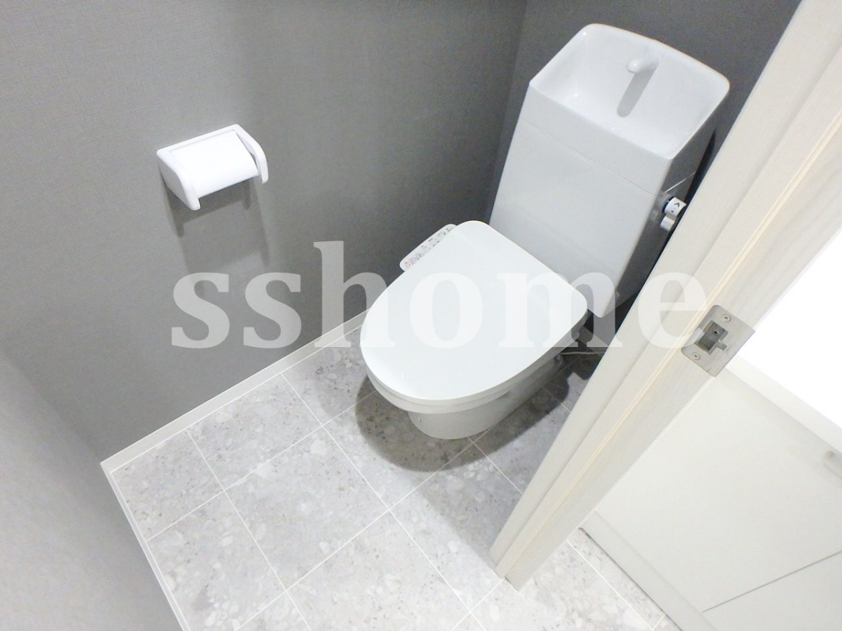 トイレ 温水洗浄便座☆ 写真8