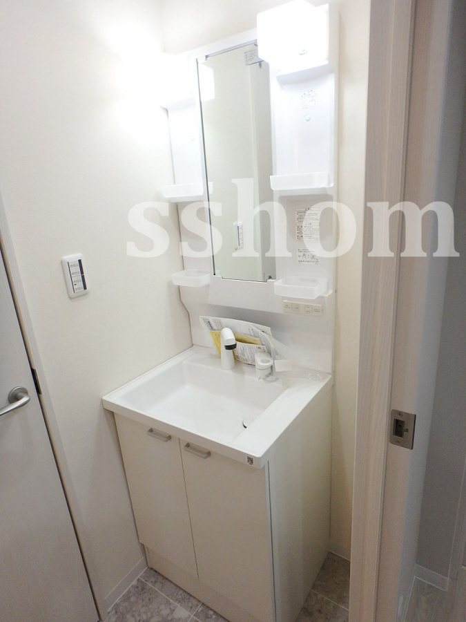 洗面所 シャンプードレッサー☆ 写真9