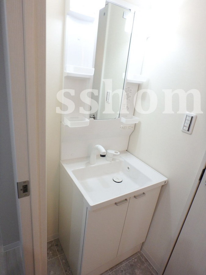 洗面所 シャンプードレッサー☆ 写真9