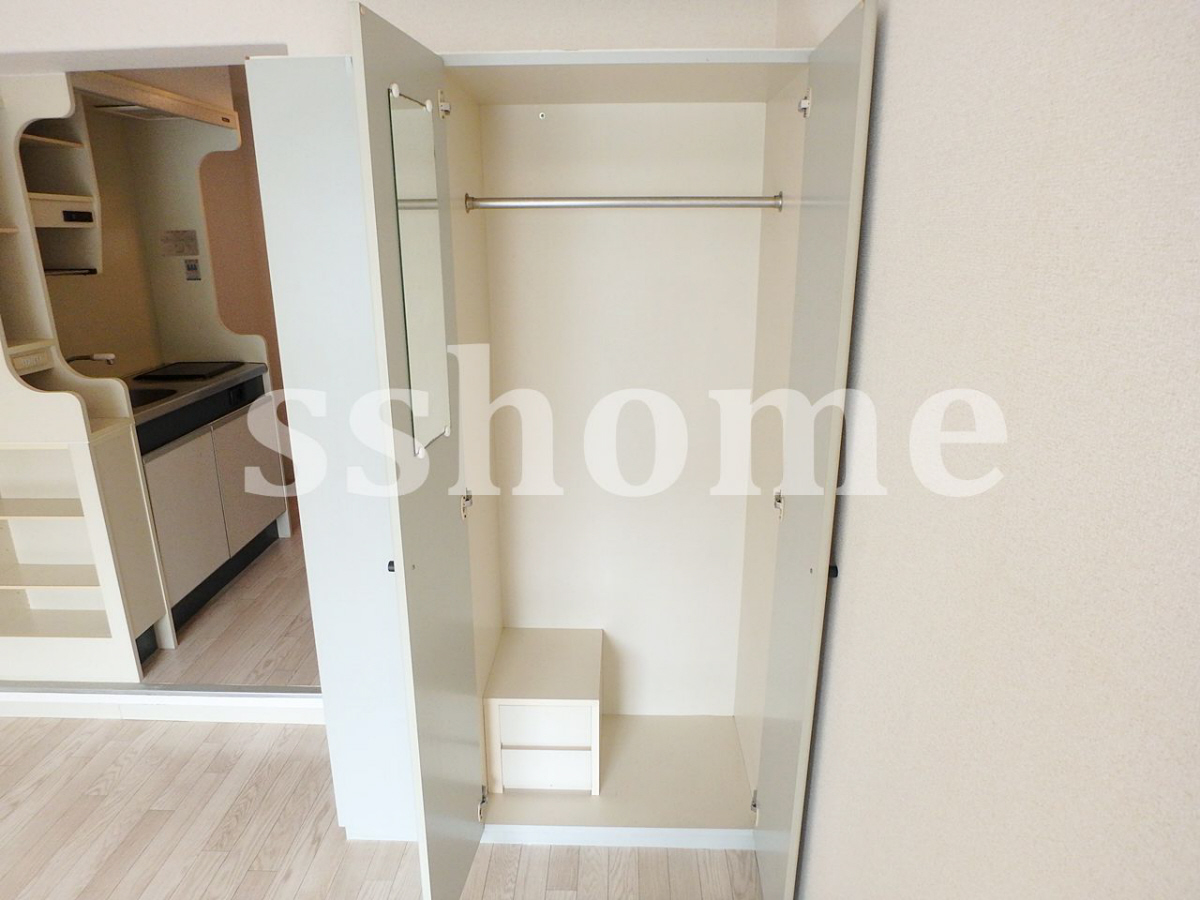 収納 クローゼットついてます♪ 写真5