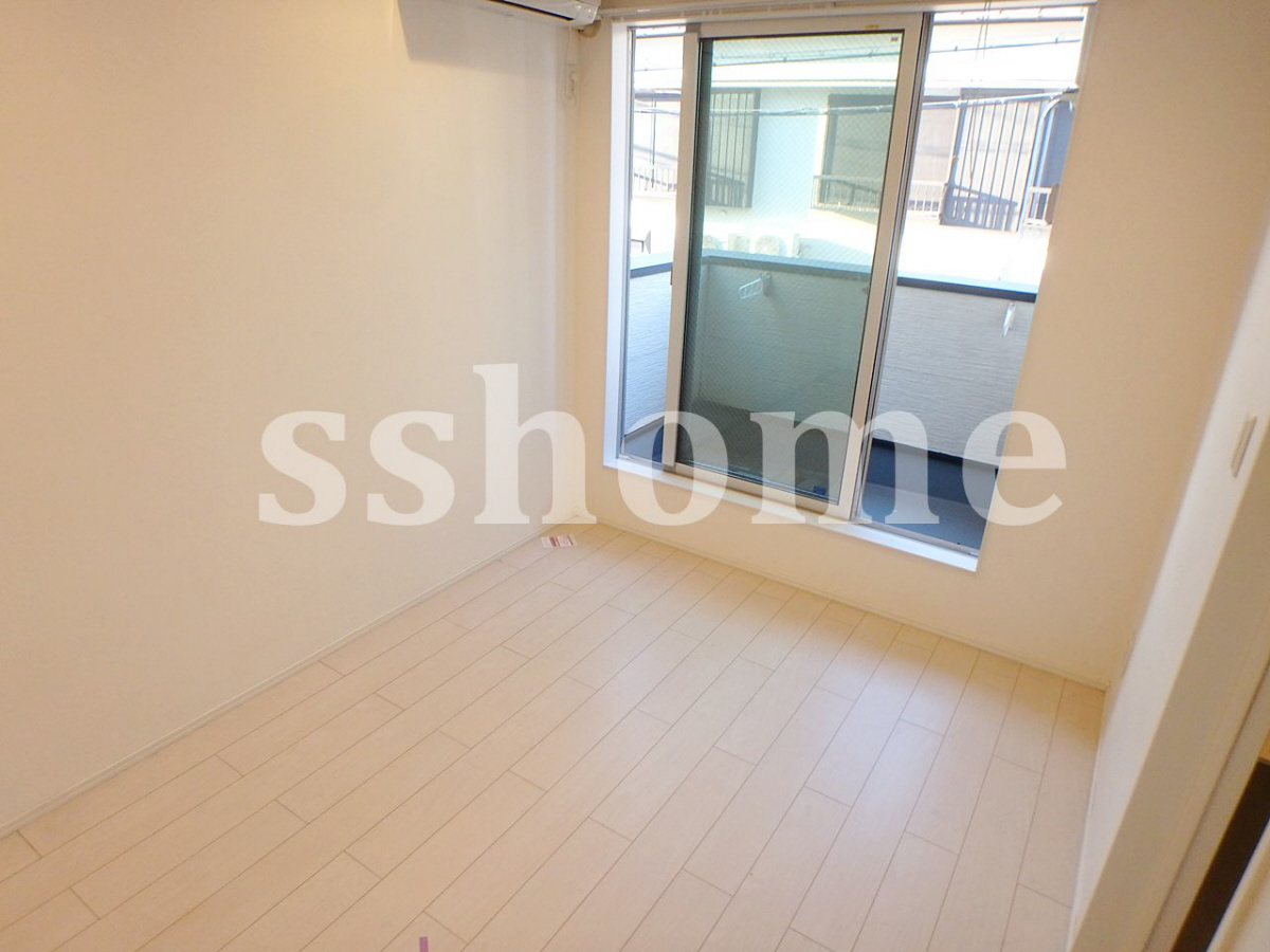 リビング 明るいお部屋です☆ 写真2