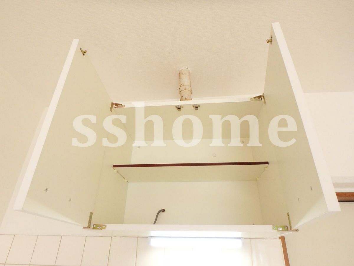 玄関 キッチン上部の吊戸棚☆ 写真17