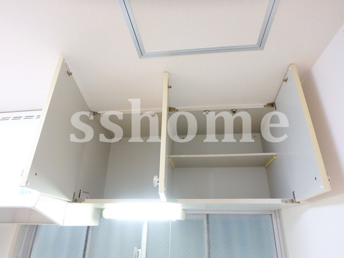 キッチン キッチン上部の吊戸棚☆ 写真17