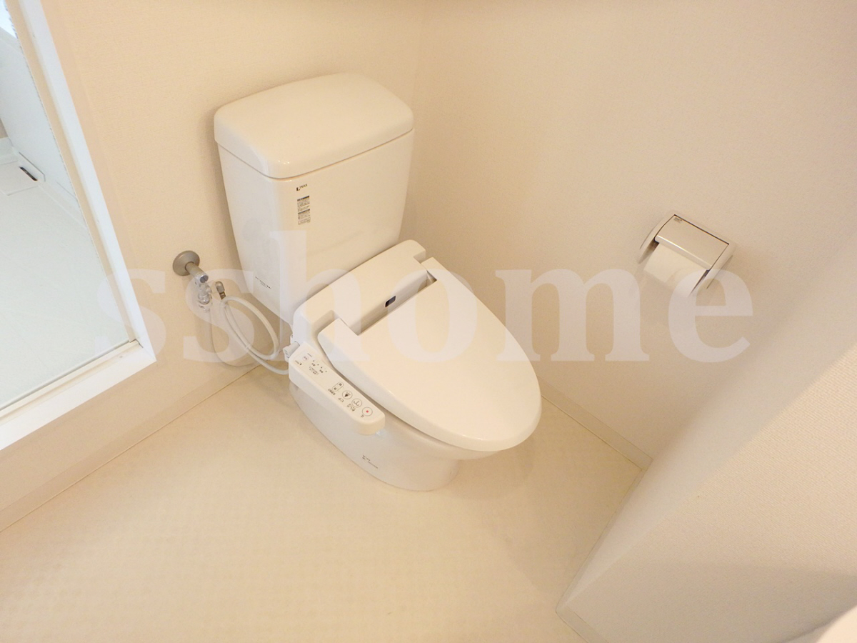 トイレ 温水洗浄便座☆ 写真8