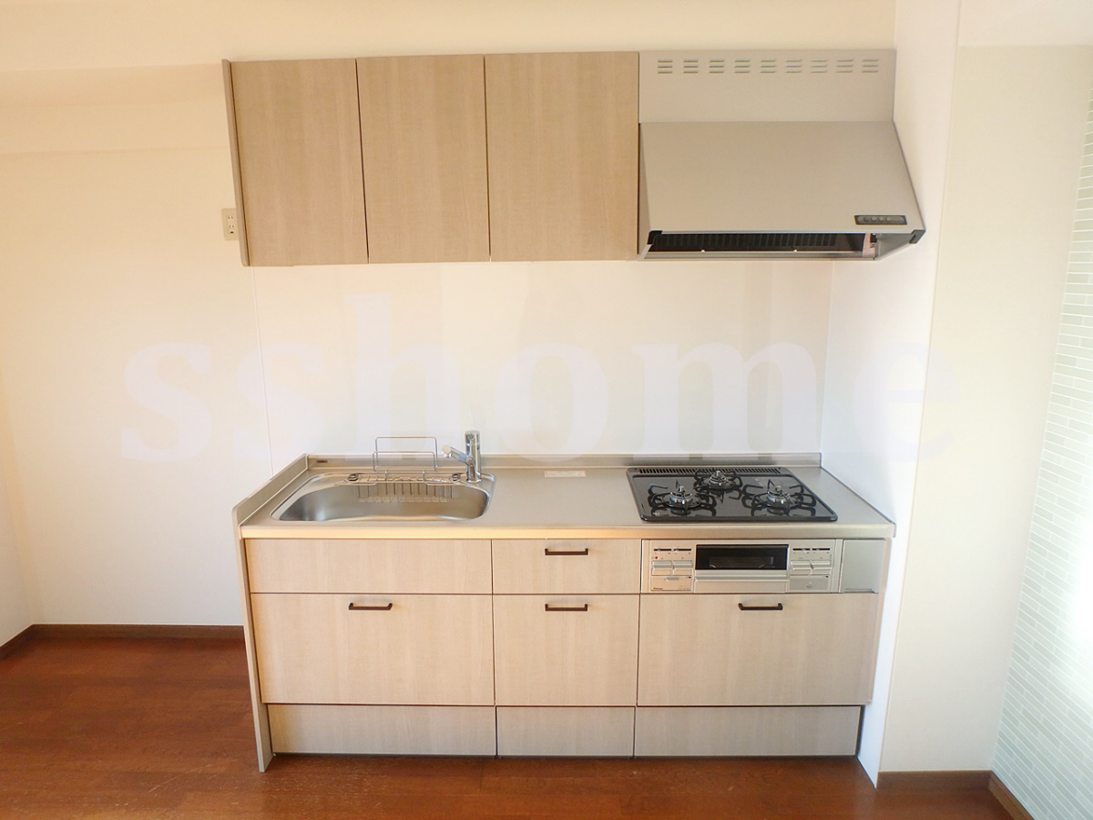 キッチン 大きくて調理しやすいシステムキッチン 写真3