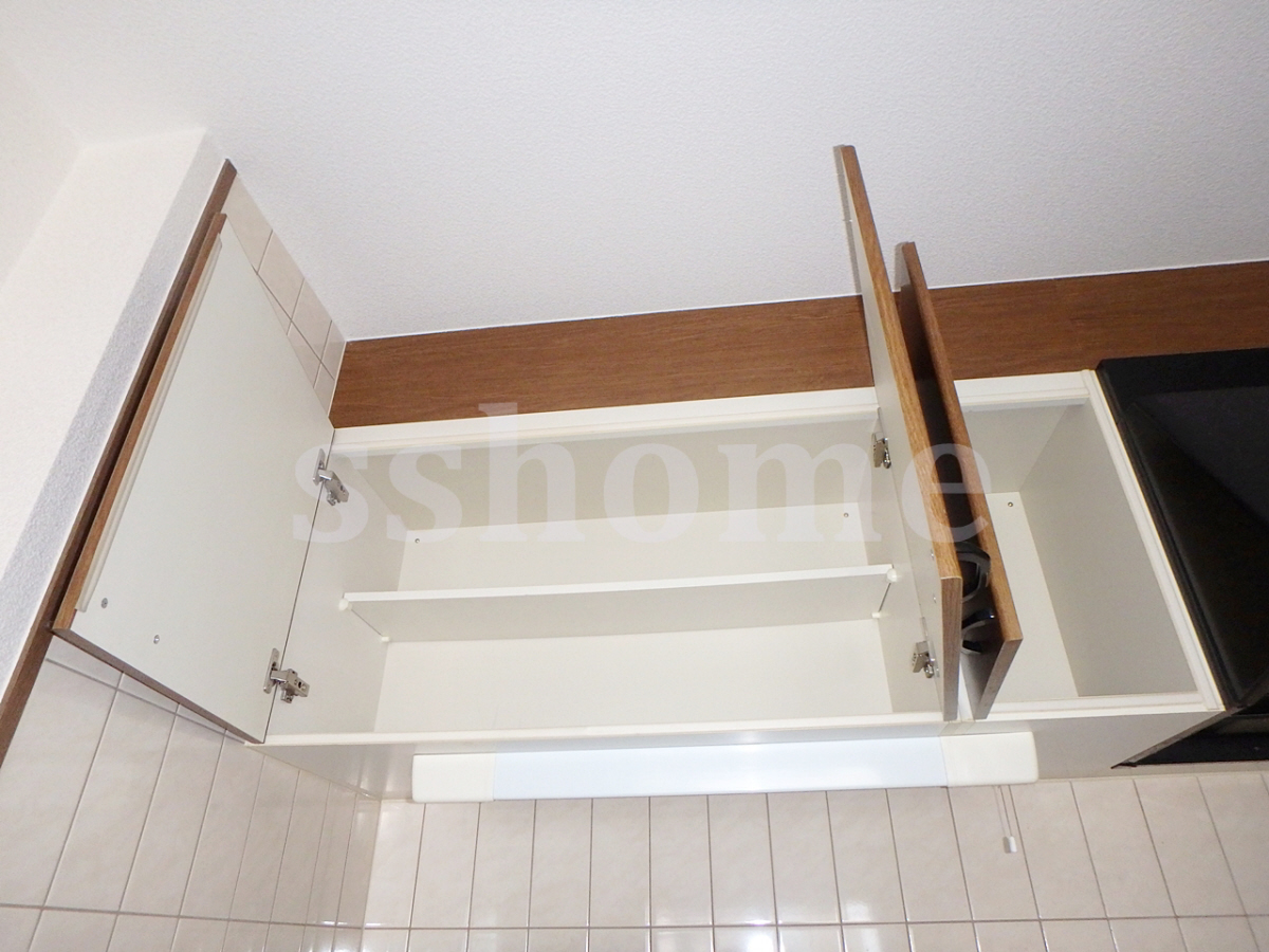 キッチン キッチン上部の吊戸棚☆ 写真18