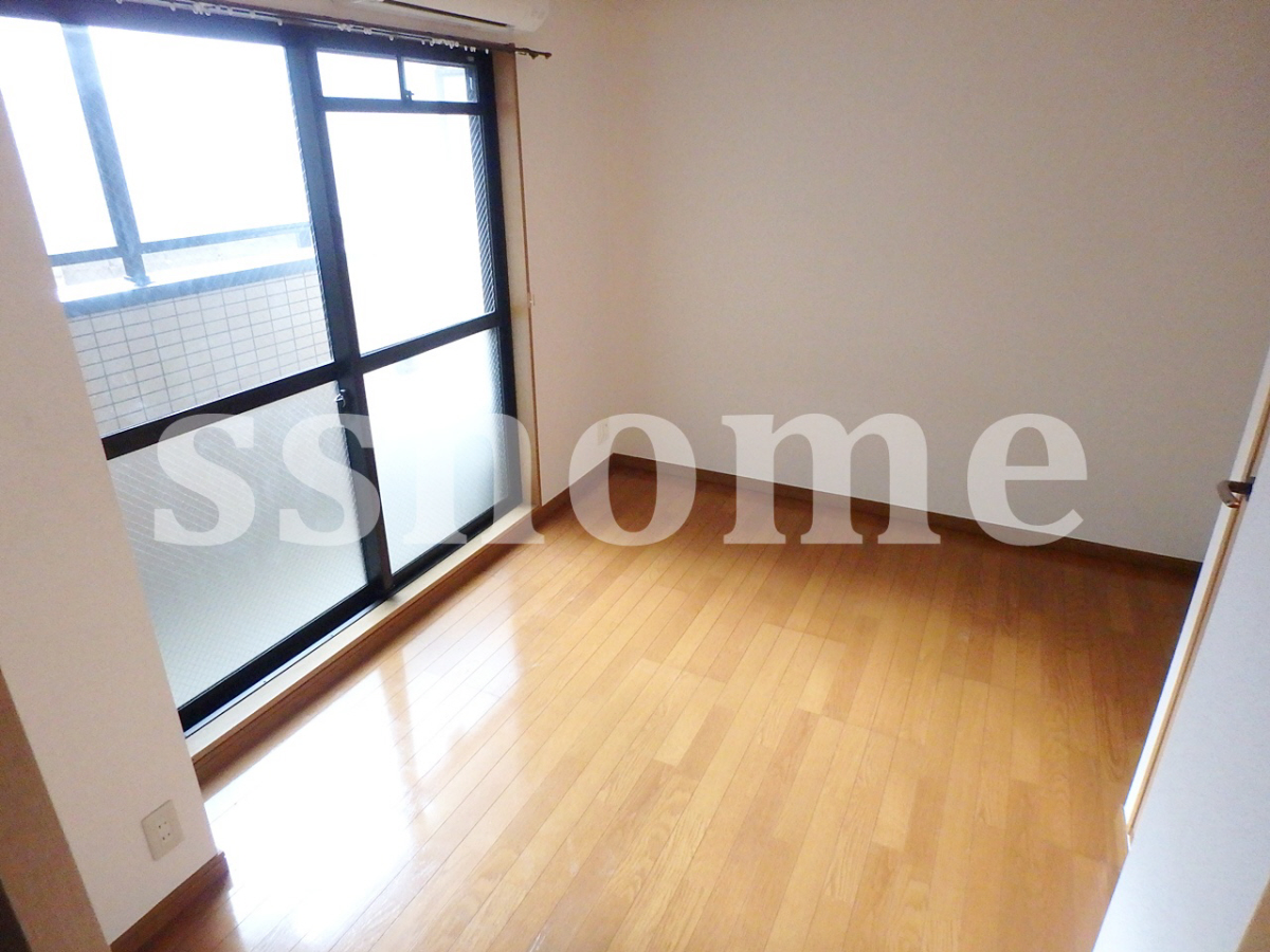 内装 フローリング☆ 写真14