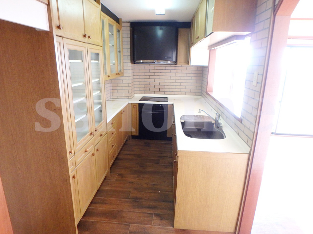 キッチン 広く使えるシステムキッチン☆ 写真3