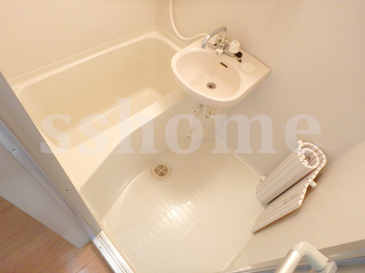 バス すっきりとしたバスルーム☆ 写真4