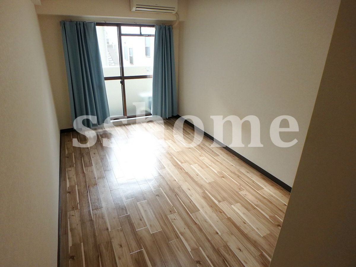 内装 フローリング☆ 写真14