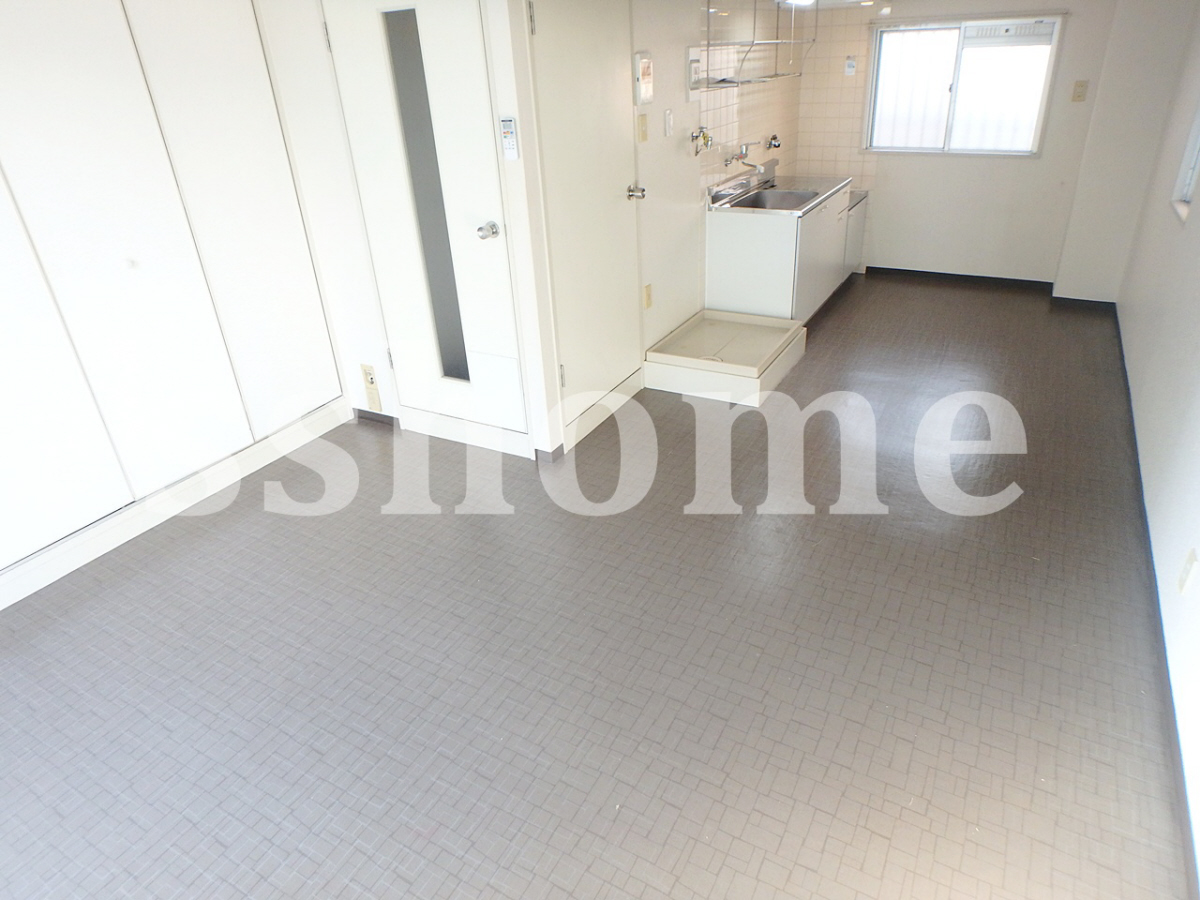 内装 お掃除しやすいクッションフロア☆ 写真14