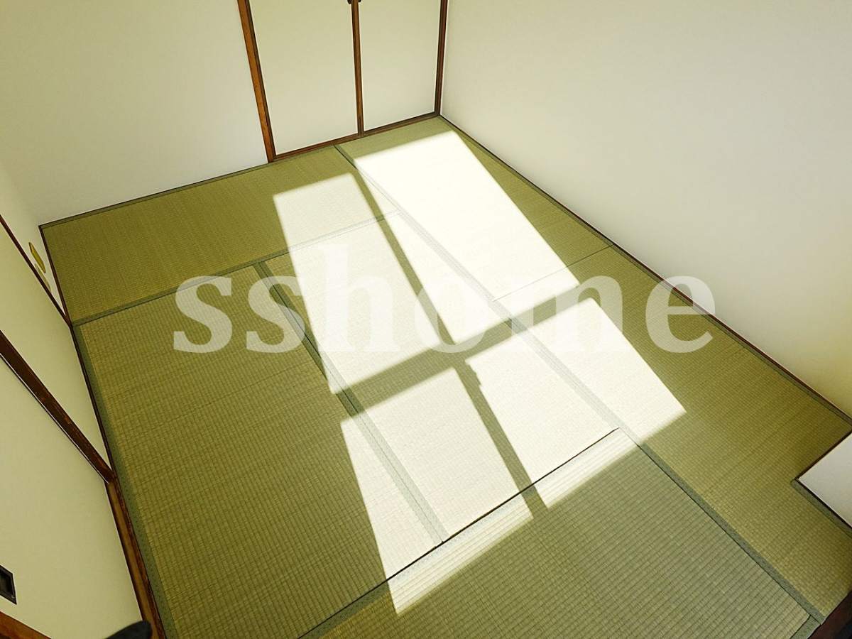 寝室 綺麗な畳です 写真15