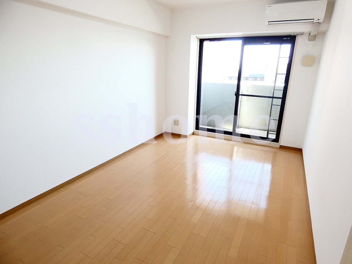 リビング 南向きの明るいお部屋 写真2