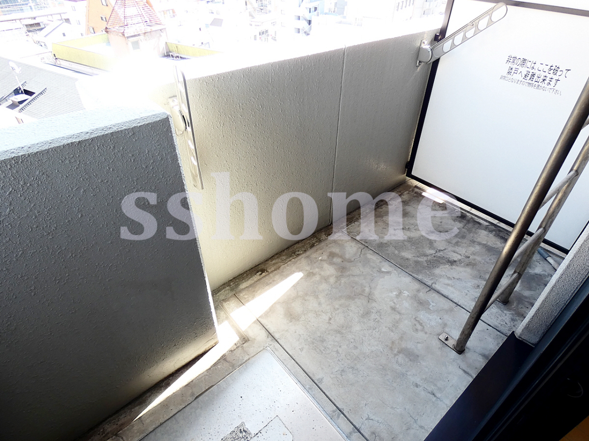 バルコニー・ベランダ 陽当たり良好の南側 写真10