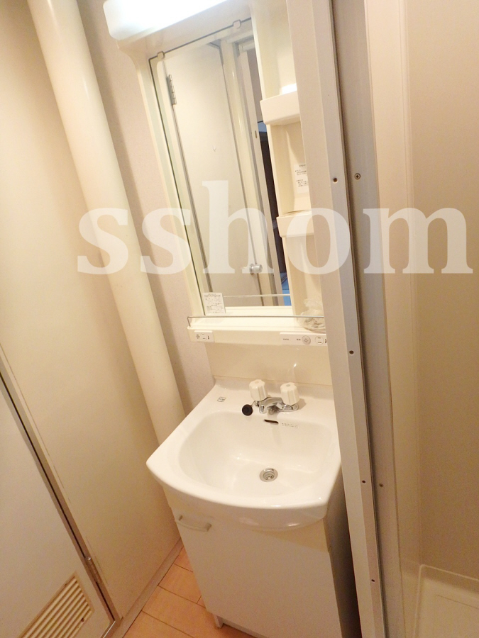 洗面所 独立洗面台☆ 写真9