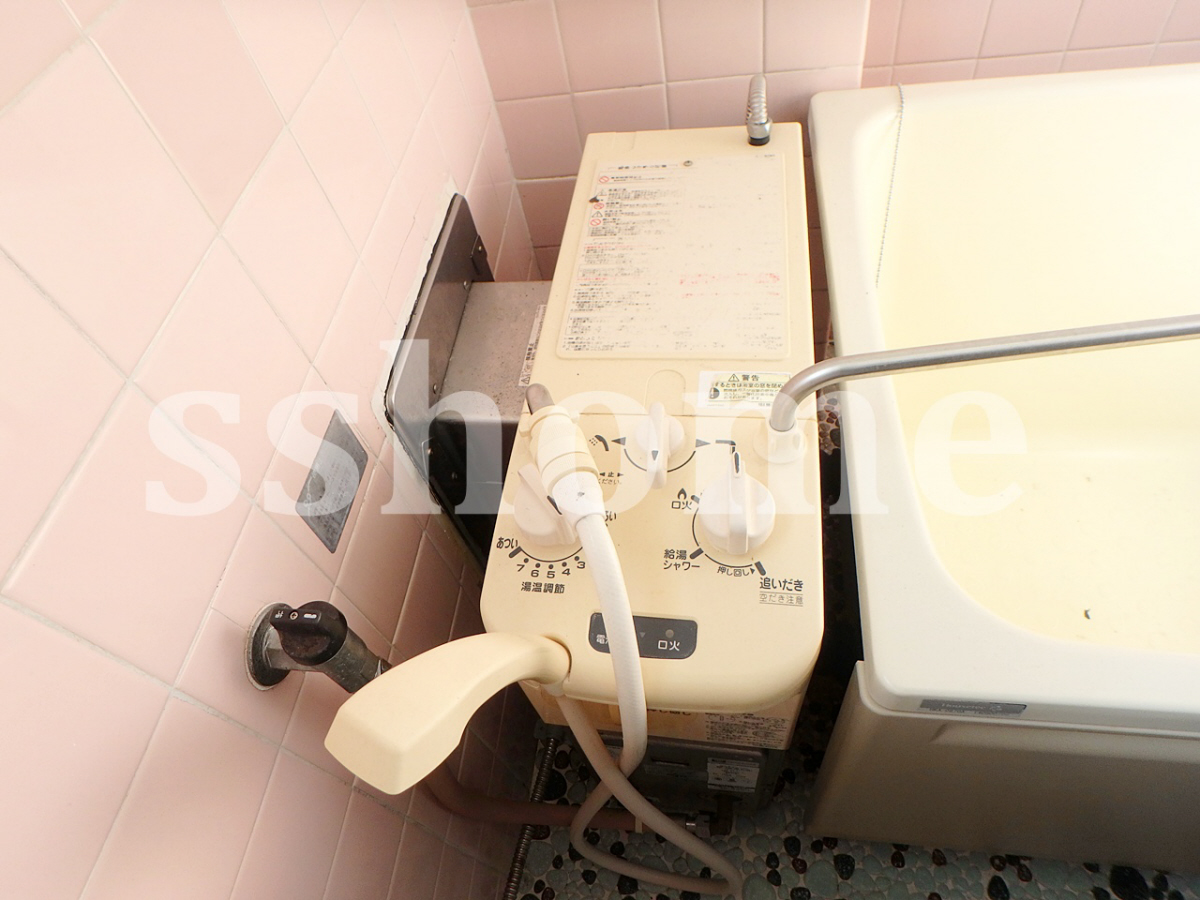 設備 給湯操作パネル 写真16