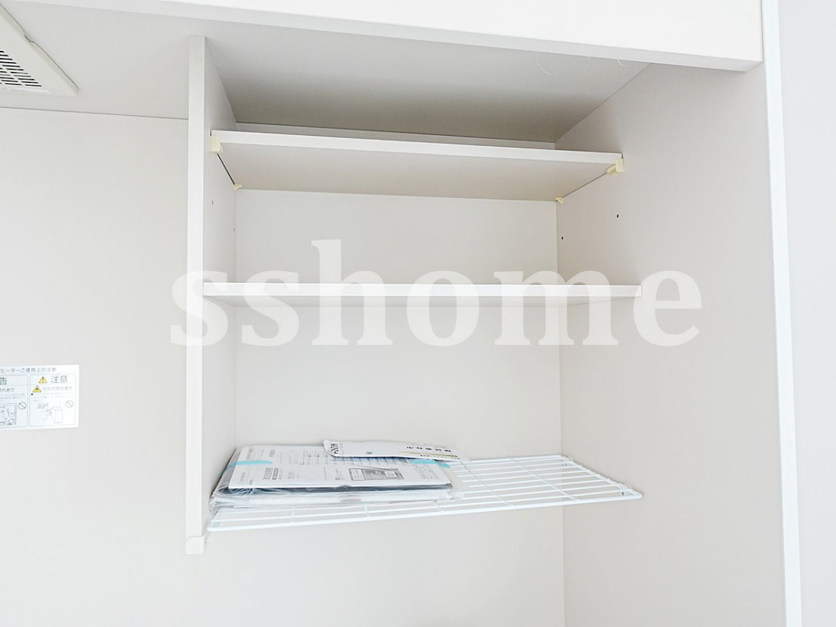 設備 キッチン上部の棚 写真19