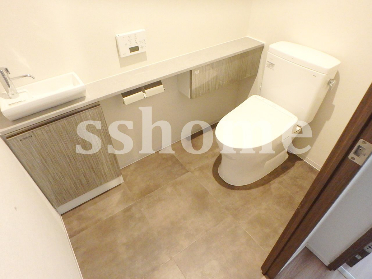 トイレ 温水洗浄便座☆ 写真8